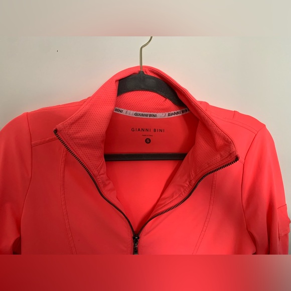 Gianni Bini Sports Zip-Up Jacket NWT - High Visibility Pink Color - Picture 5 of 8